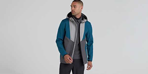 Designed for the demands of an active lifestyle this collection contains interchangeable pieces made with engineered fabrics. Considered design tailored for performance.